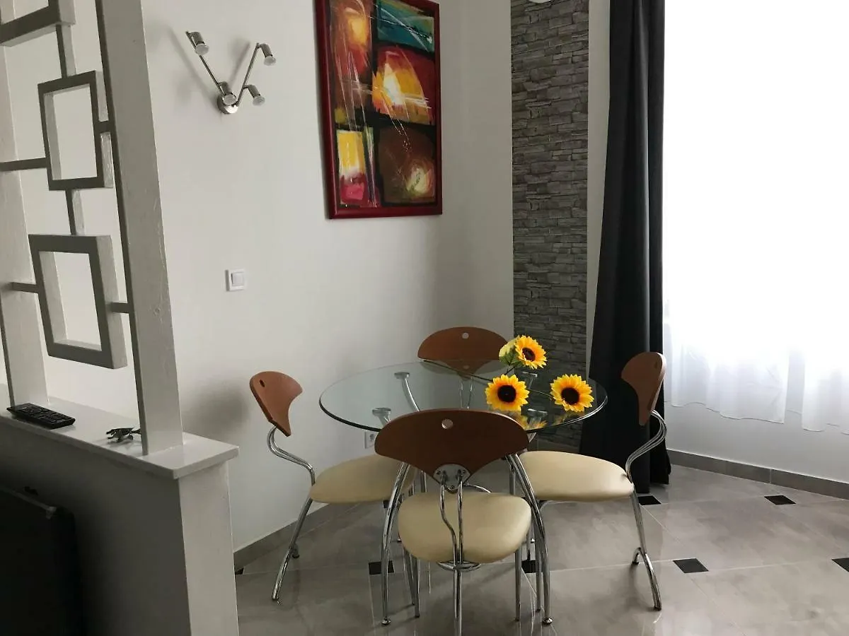 Sunflowers Apartman Будапешт