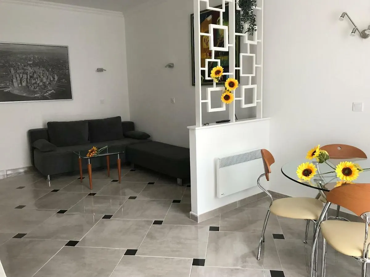 Sunflowers Apartman Будапешт Апартаменты